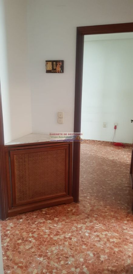 For sale of flat in Albacete