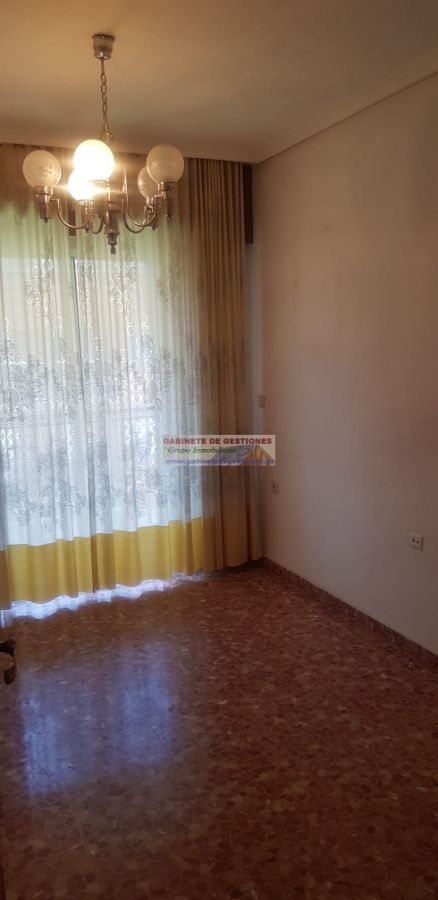 For sale of flat in Albacete