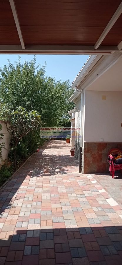 For sale of chalet in Albacete