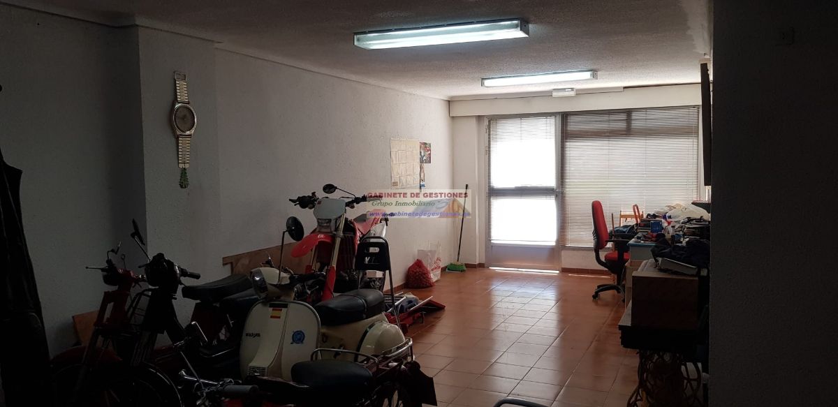 For sale of commercial in Albacete