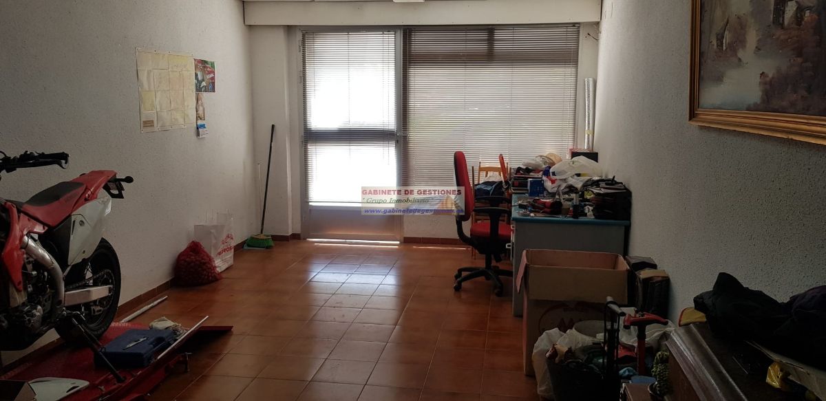 For sale of commercial in Albacete