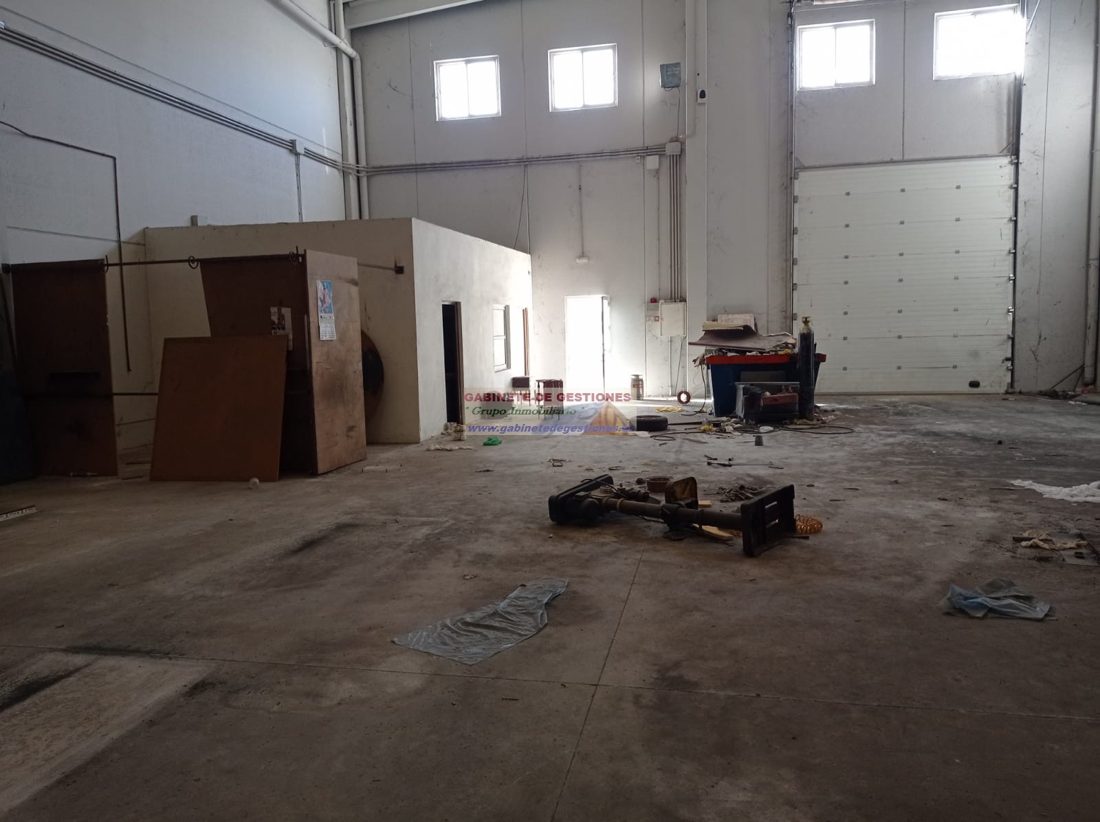 For sale of industrial plant/warehouse in Albacete