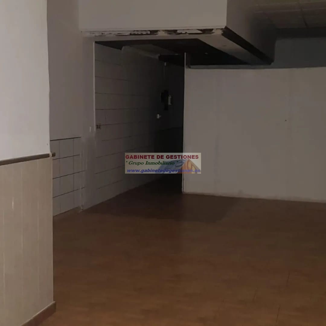 For sale of commercial in Albacete