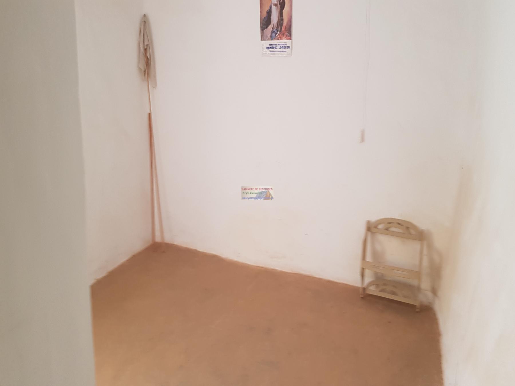 Venta de casa en Povedilla