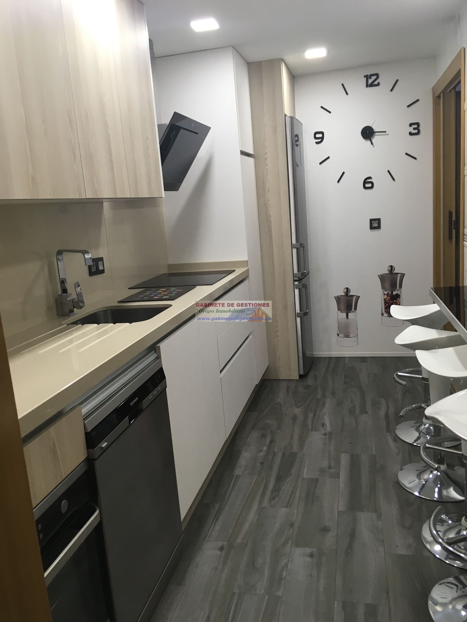 For sale of flat in Albacete