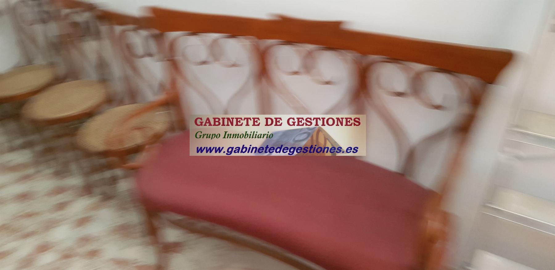 For sale of house in El Bonillo