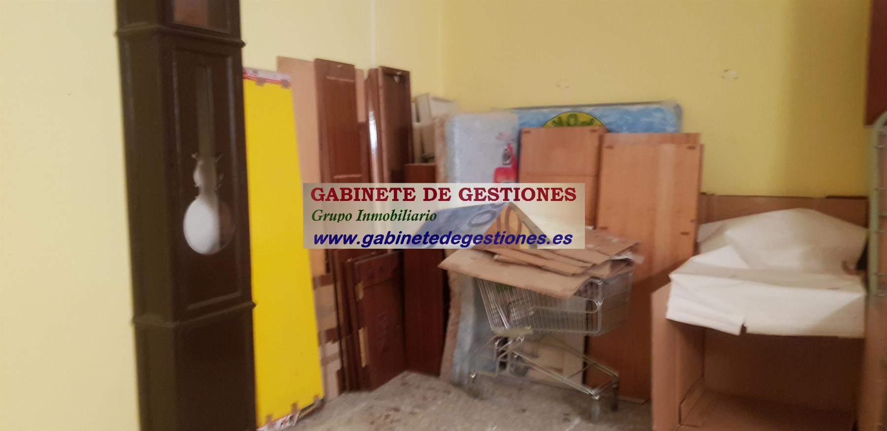 For sale of house in El Bonillo