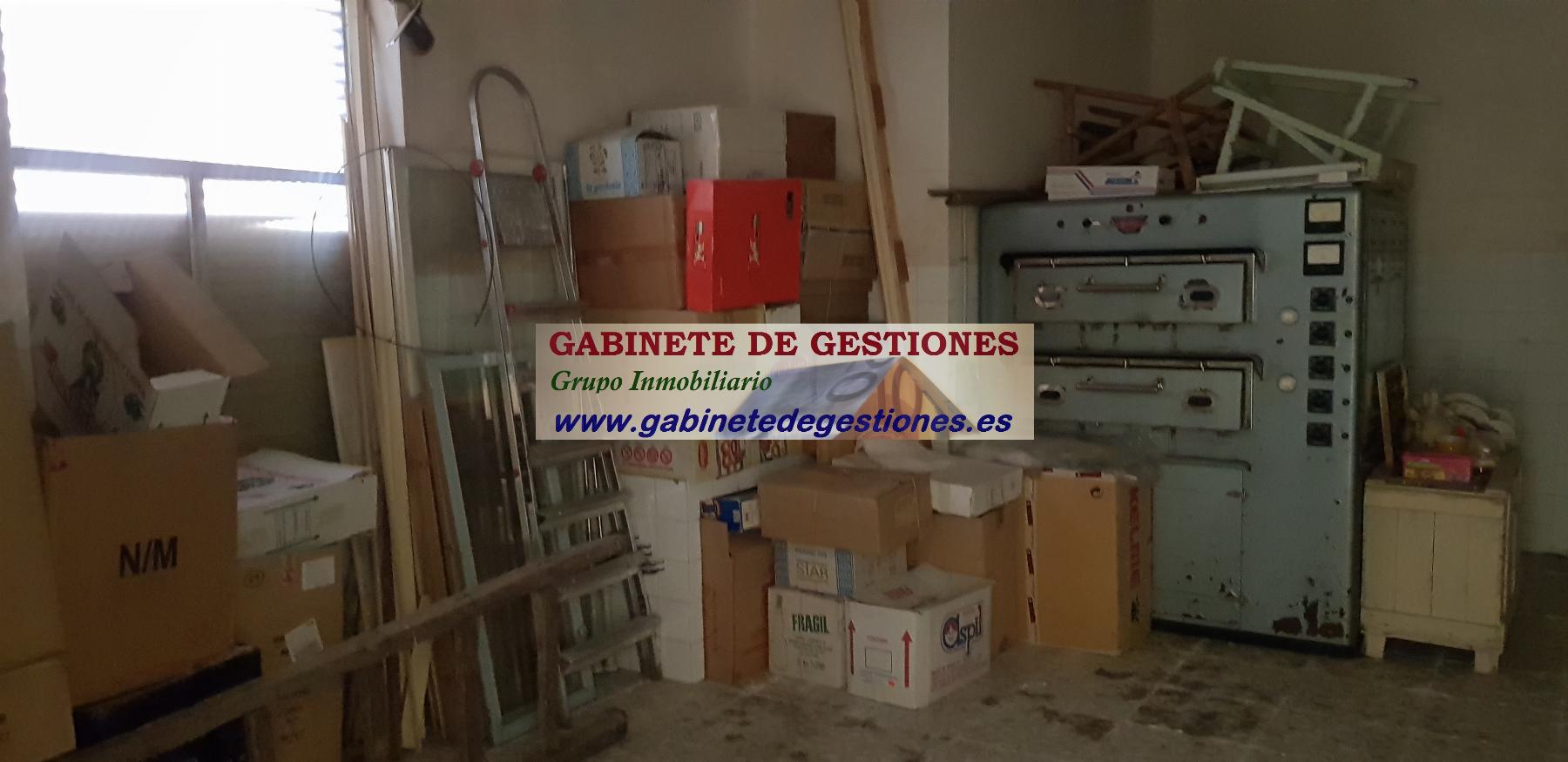 For sale of house in El Bonillo