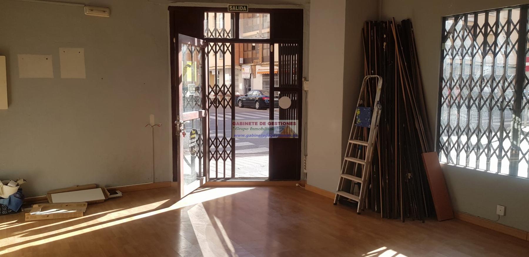 For rent of commercial in Albacete