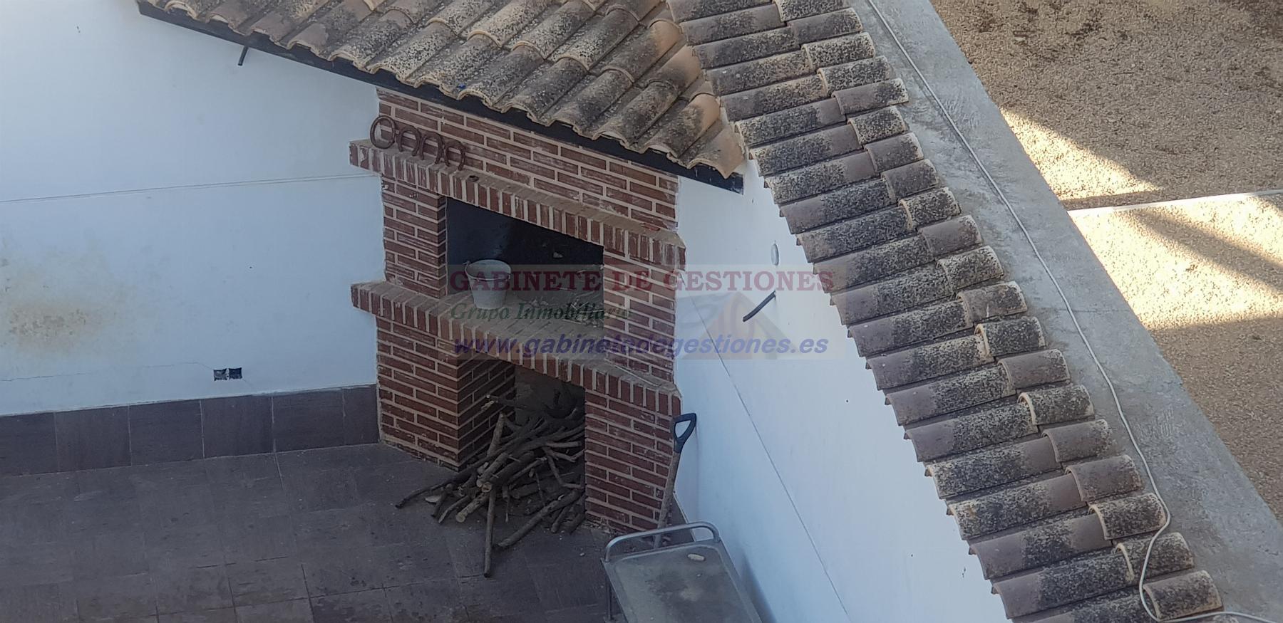 Venta de casa en Tarazona de la Mancha