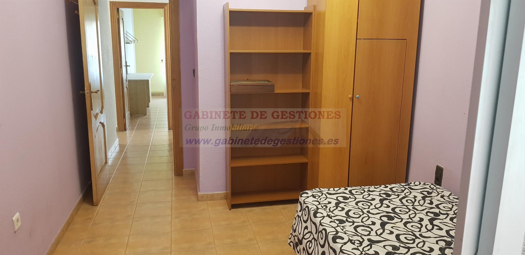 For sale of flat in Albacete