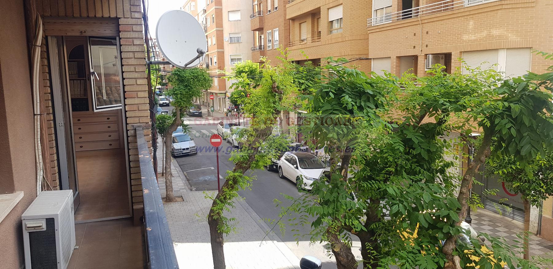 For sale of flat in Albacete