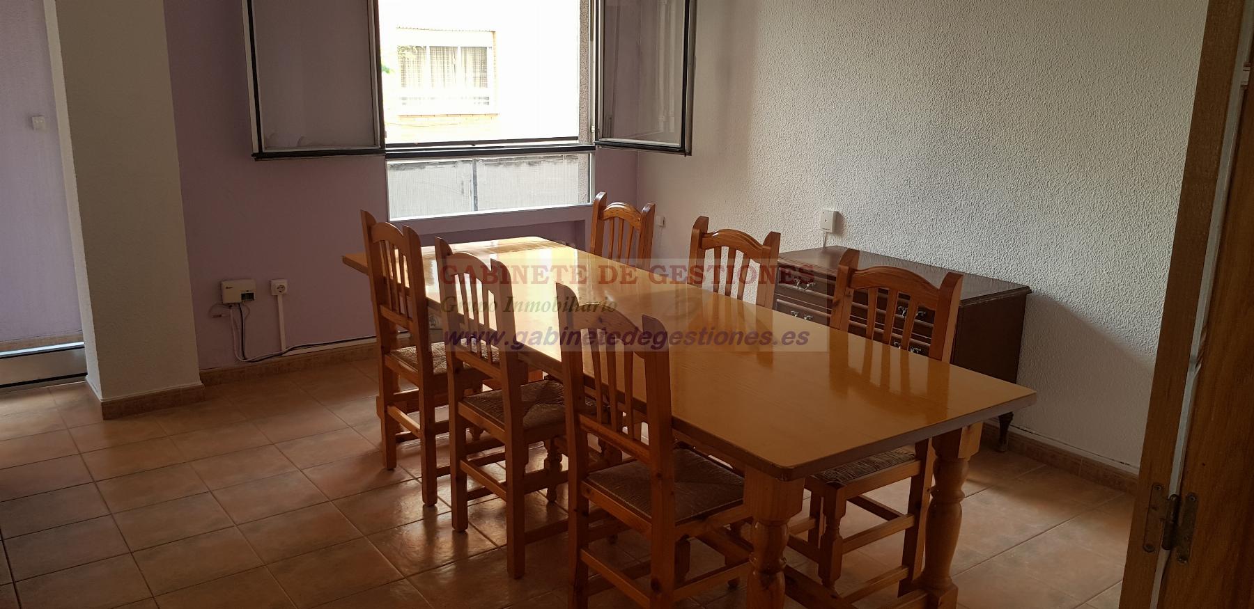 For sale of flat in Albacete