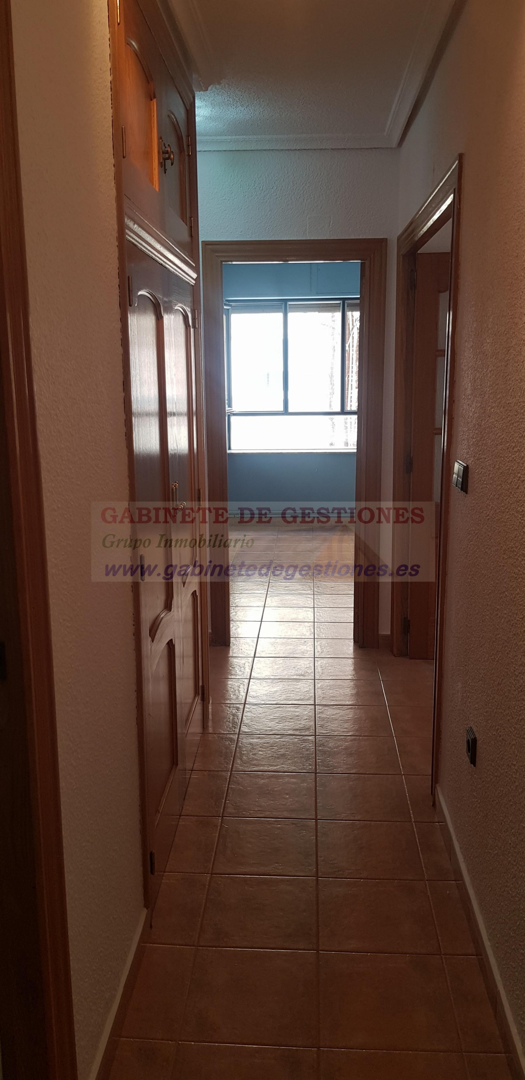 For sale of flat in Albacete