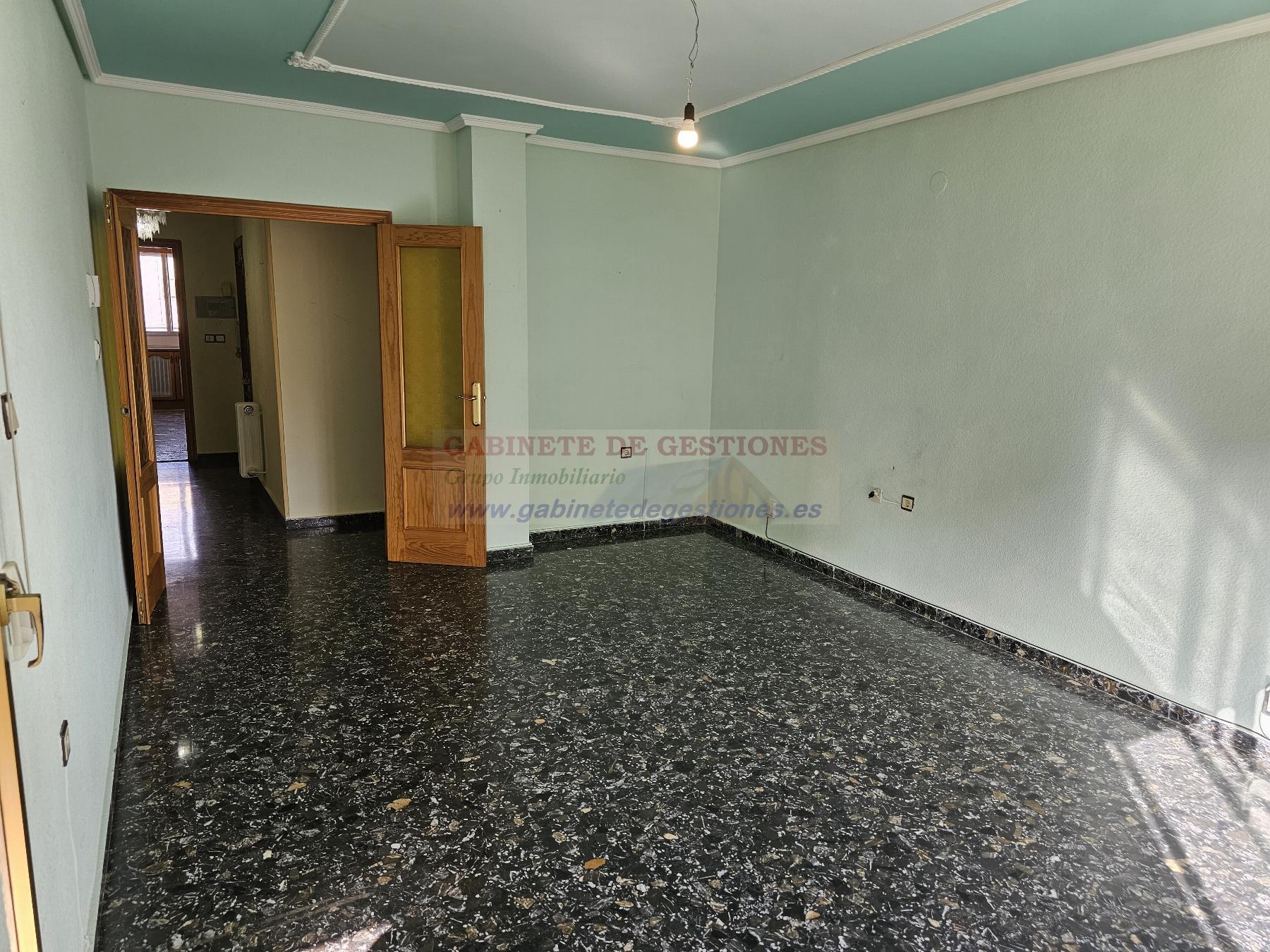 Venta de piso en Albacete