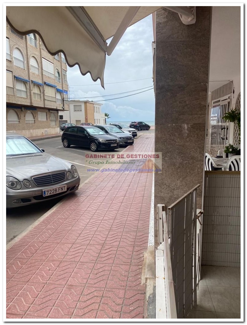 For sale of house in Santa Pola