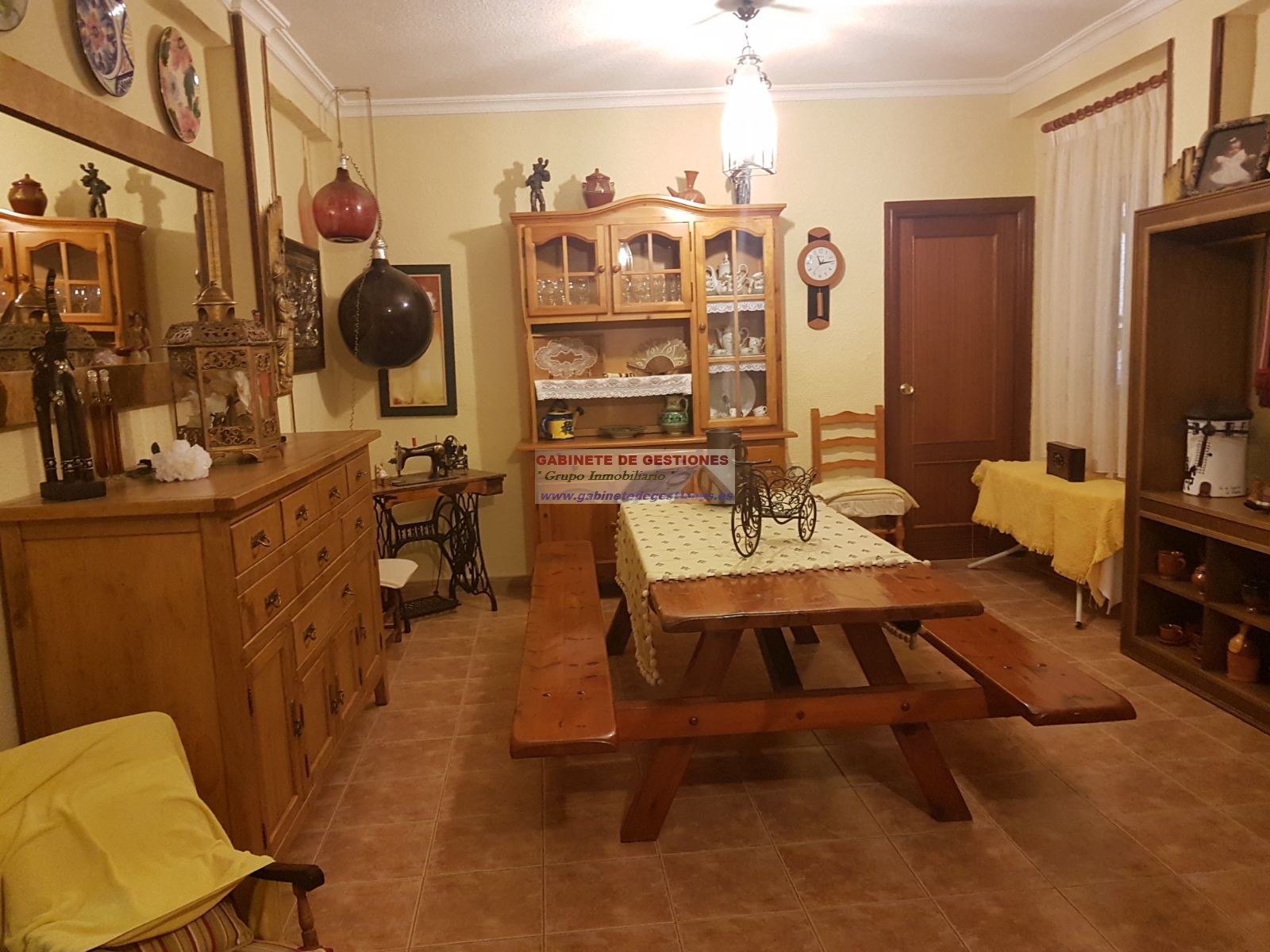 For sale of chalet in Albacete