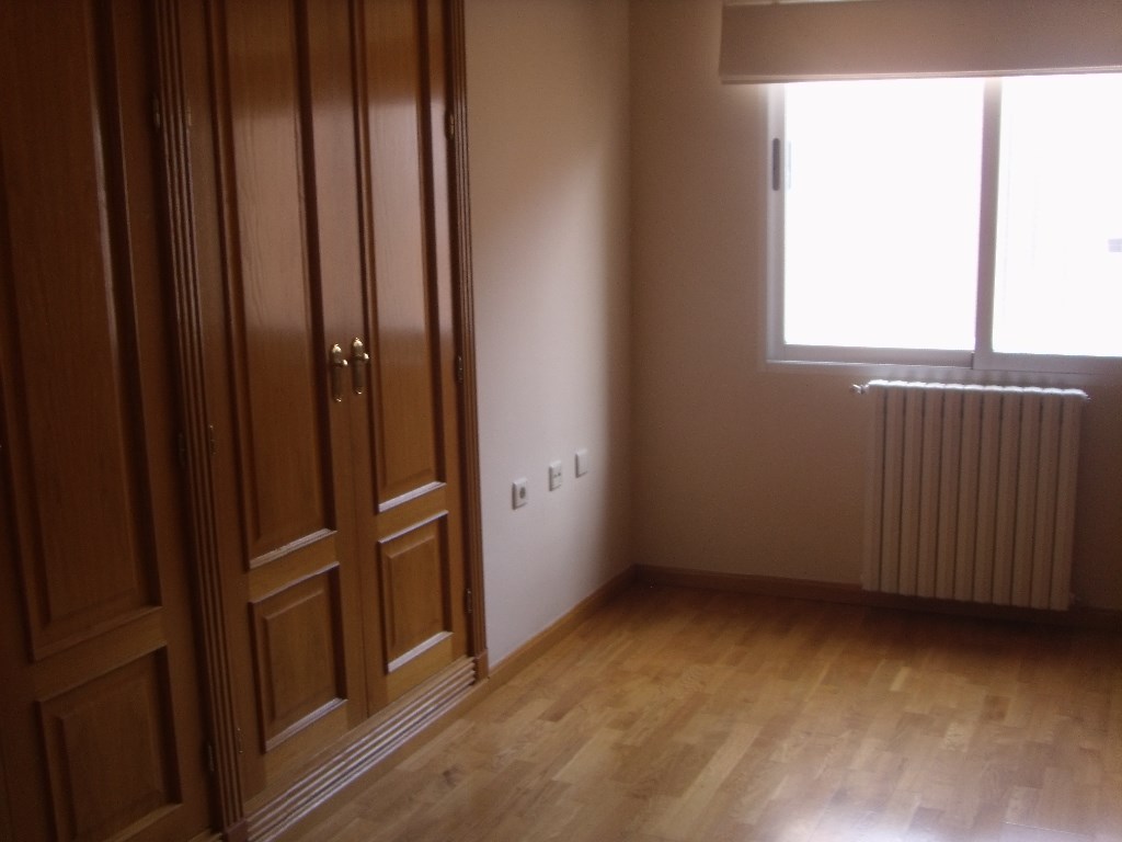 For sale of flat in Albacete