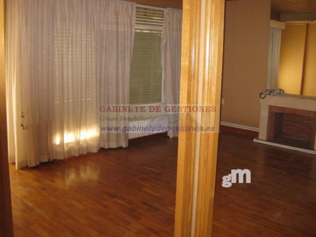 For sale of flat in Albacete