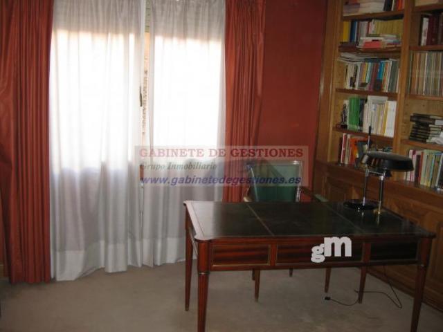 For sale of flat in Albacete