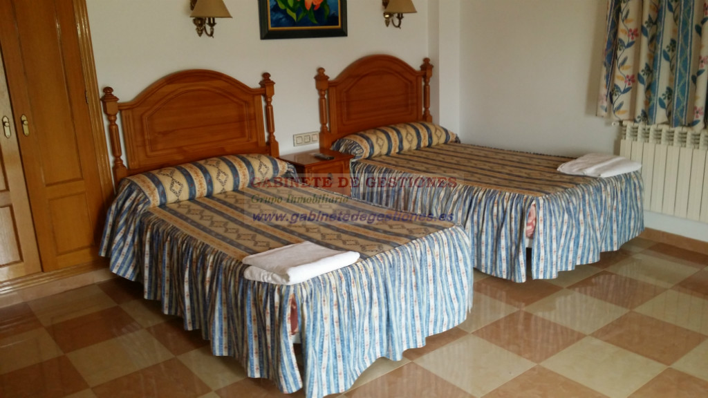 Venta de hotel en Alcaraz