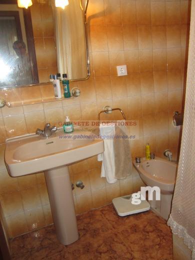 For sale of flat in Albacete