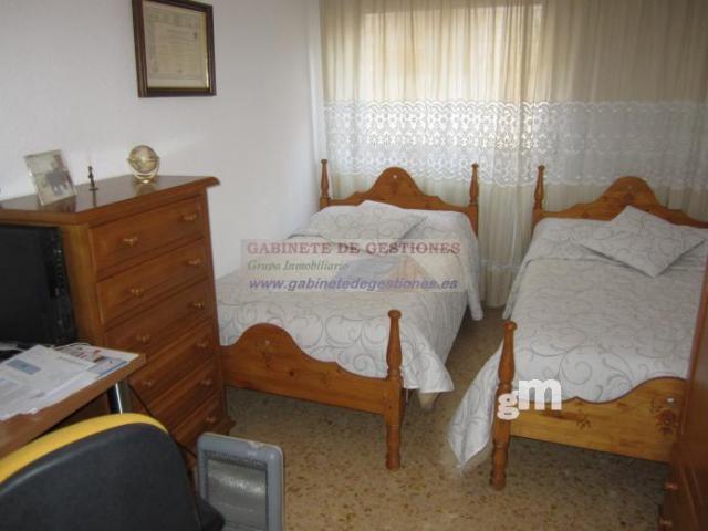 For sale of flat in Albacete