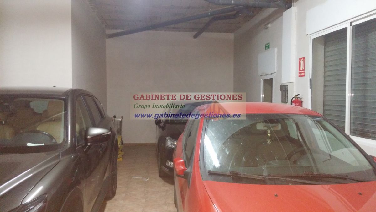 For sale of commercial in Albacete