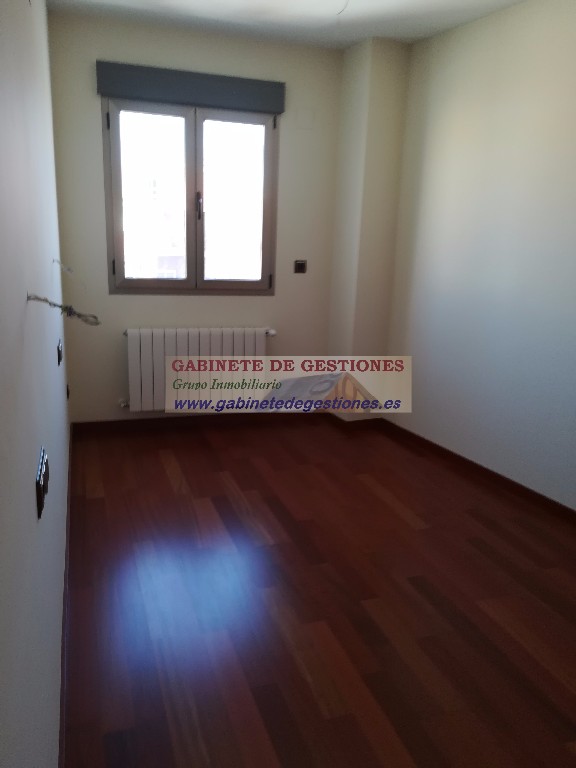 For sale of duplex in Albacete