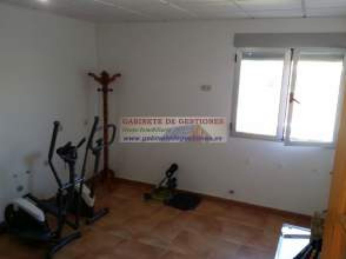 Venta de chalet en Valdeganga