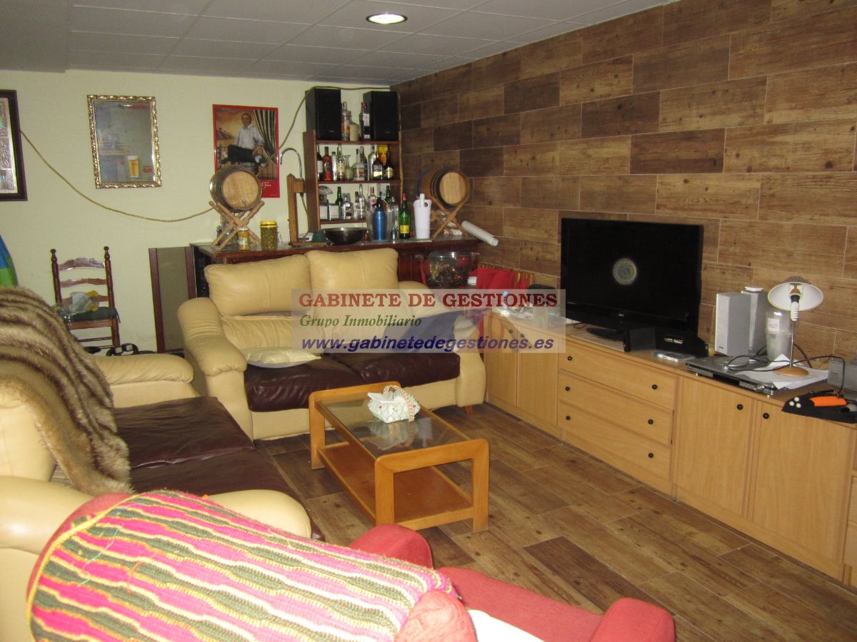 For sale of chalet in Albacete