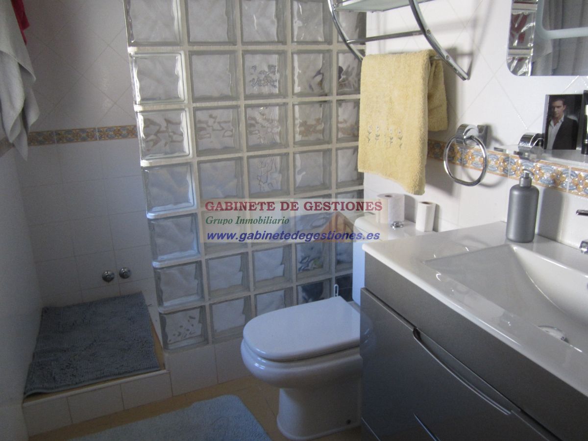 For sale of chalet in Albacete