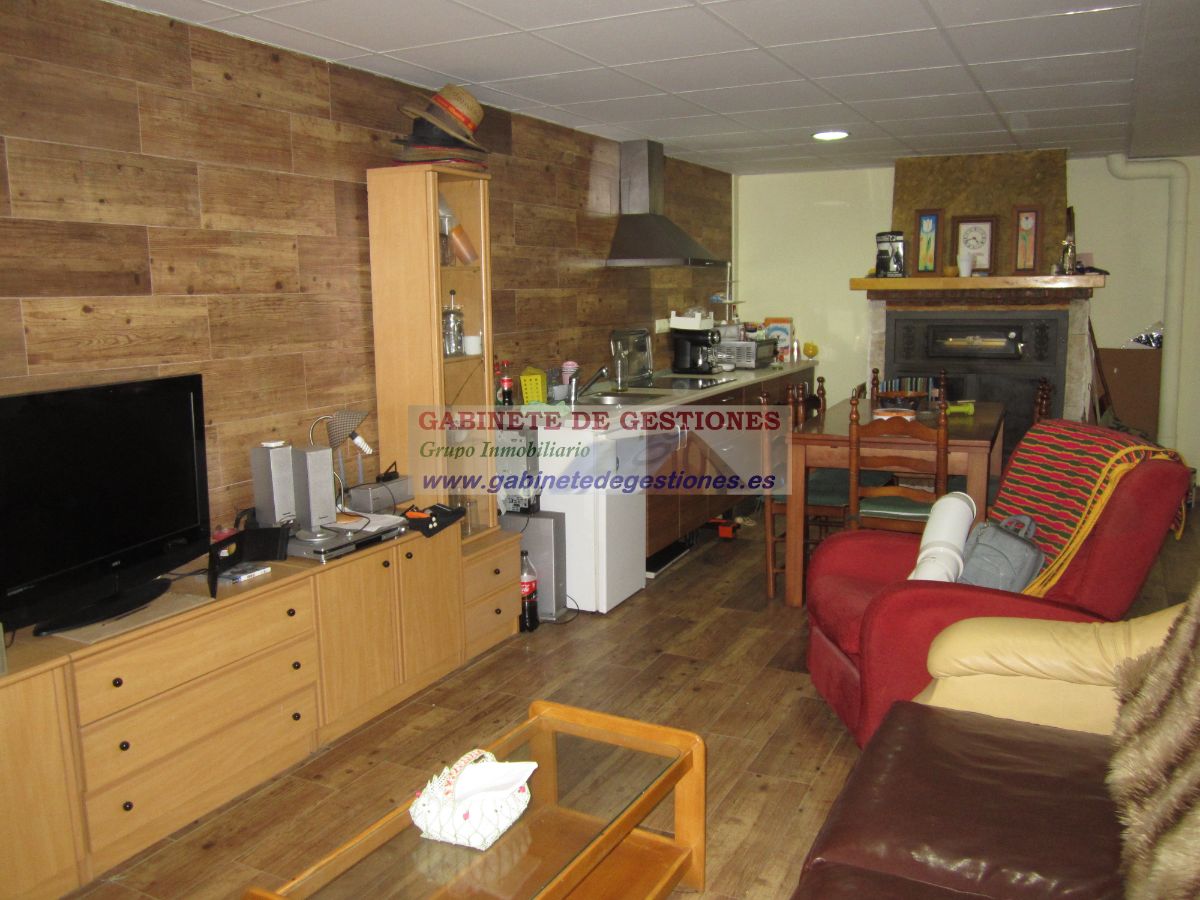 For sale of chalet in Albacete