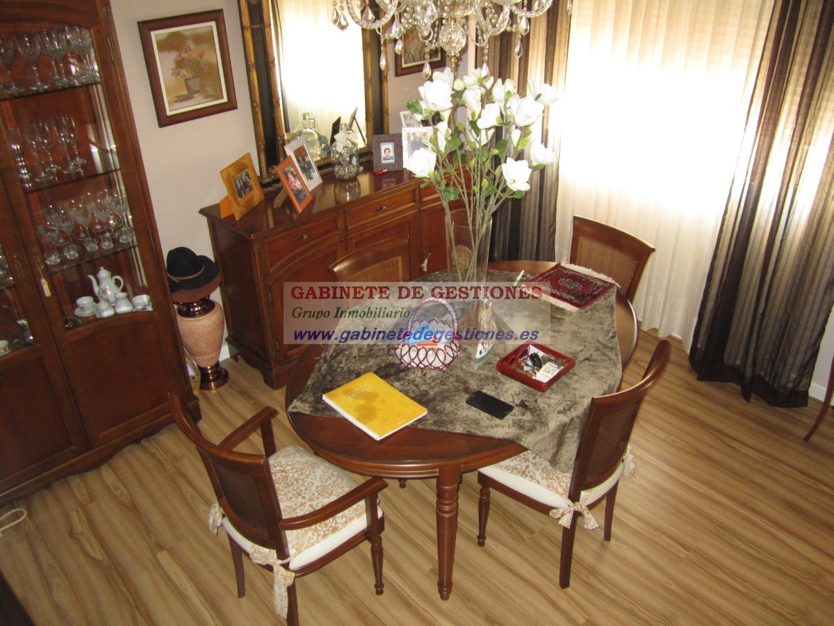 For sale of chalet in Albacete