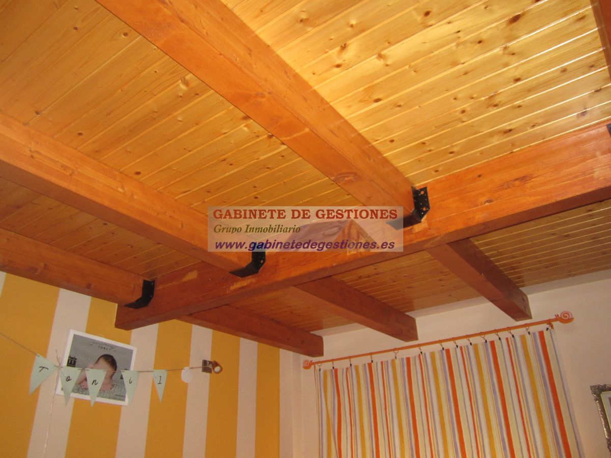 For sale of chalet in Albacete