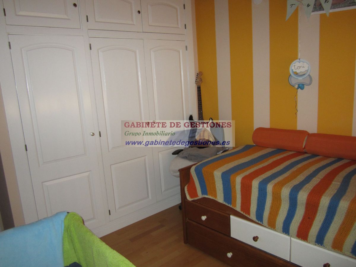 For sale of chalet in Albacete