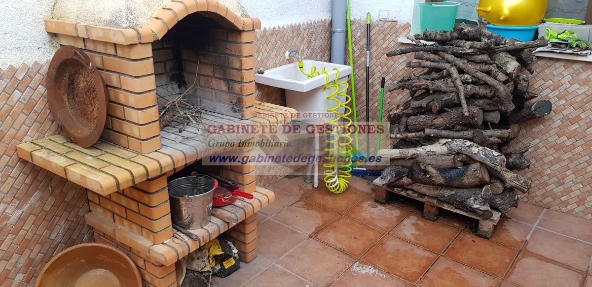 For rent of house in Lezuza