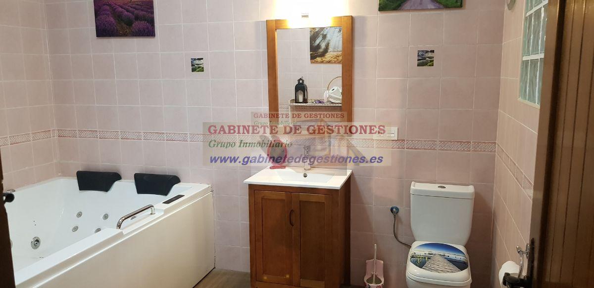 For rent of house in Lezuza