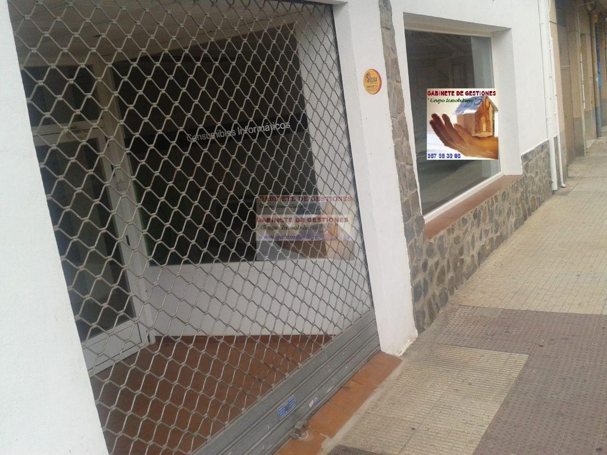 For sale of commercial in Albacete