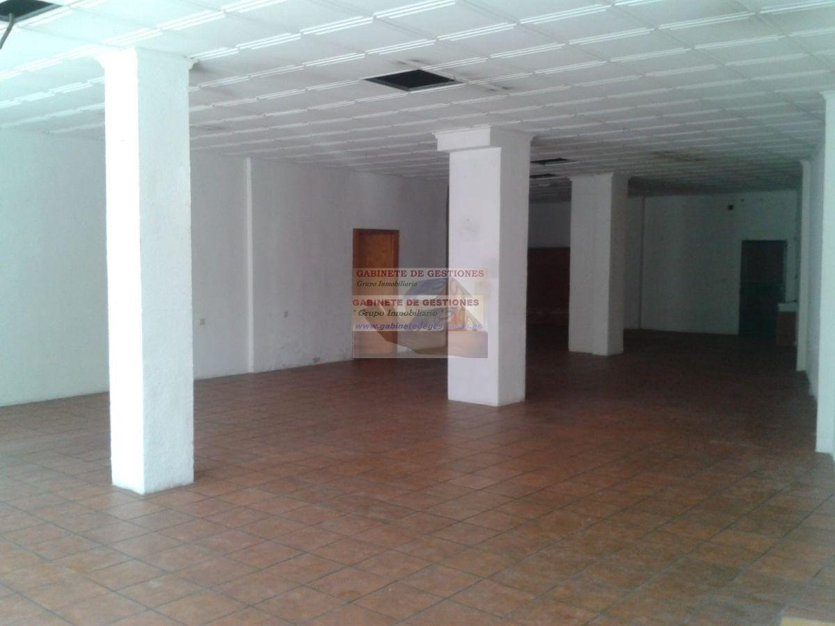 For sale of commercial in Albacete
