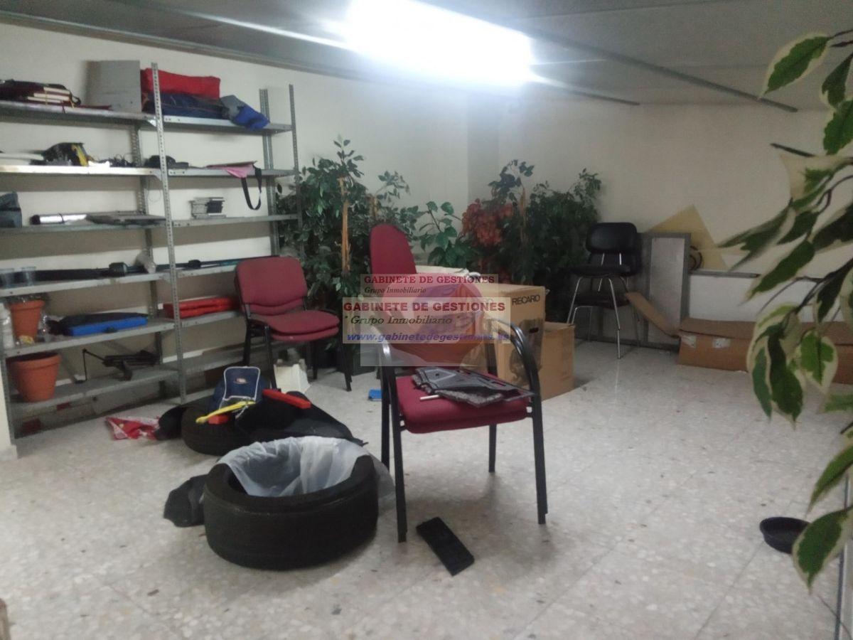 For rent of commercial in Albacete