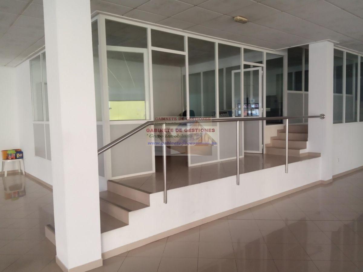 For rent of commercial in Albacete