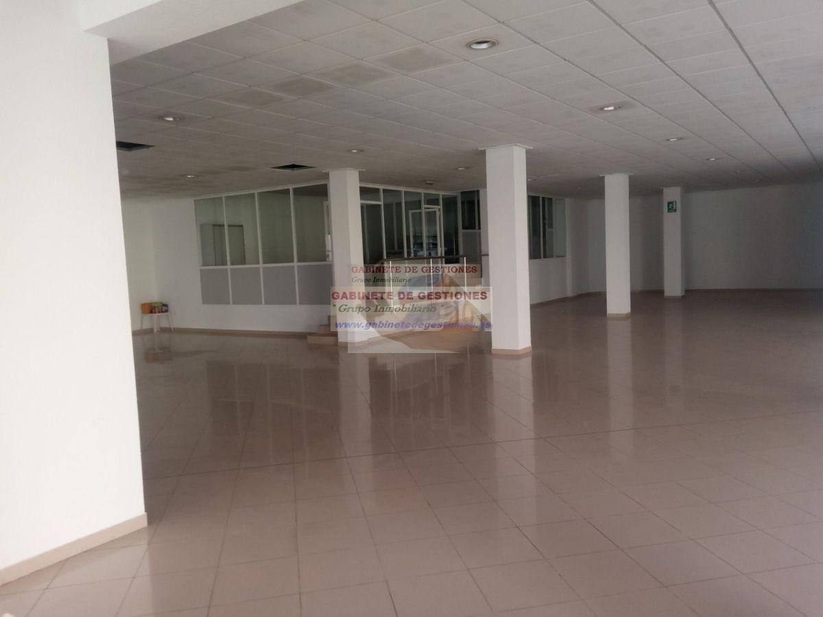 For rent of commercial in Albacete