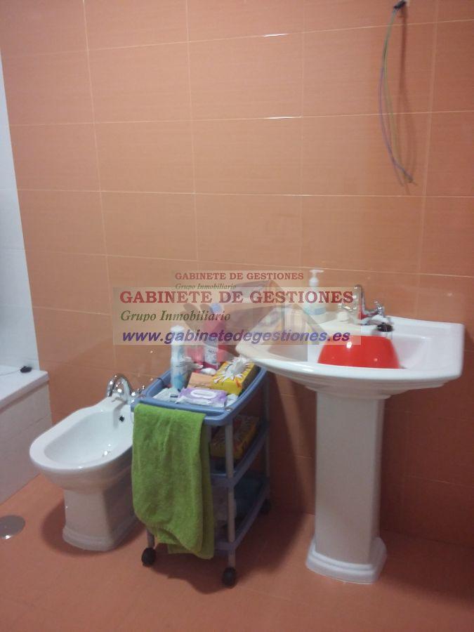 For sale of duplex in La Roda