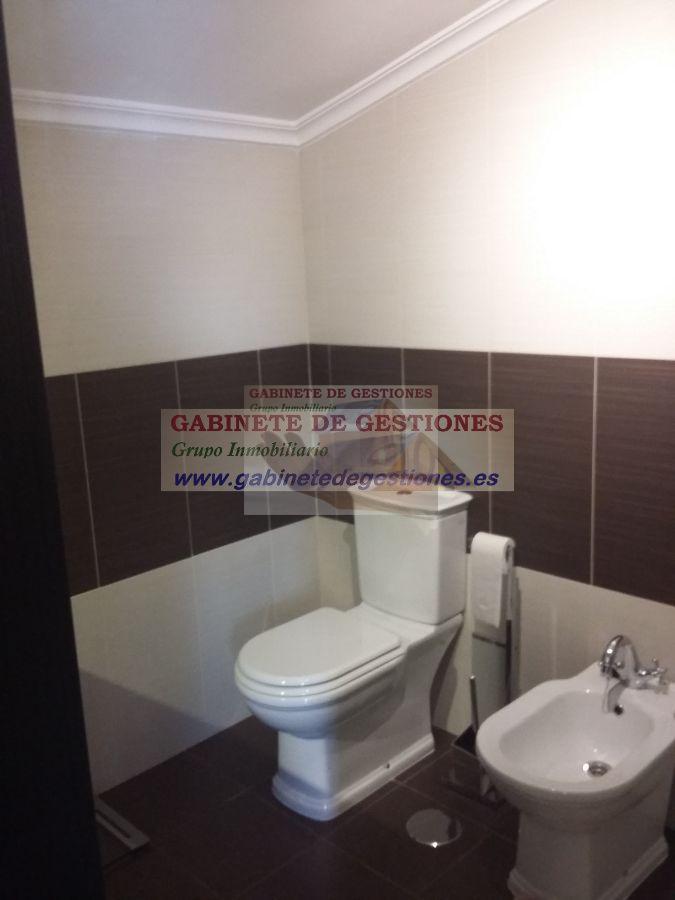 For sale of duplex in La Roda