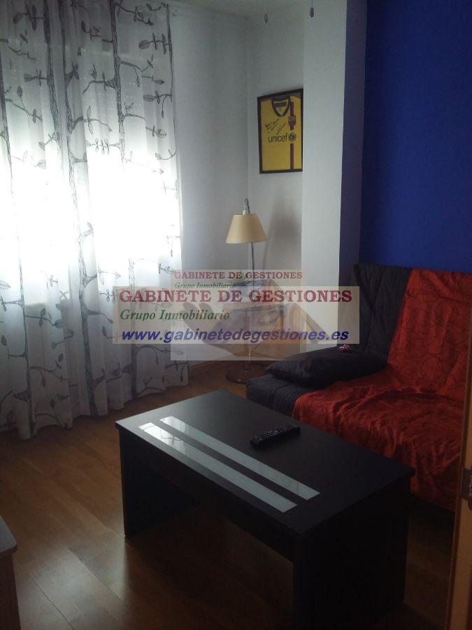 For sale of duplex in La Roda