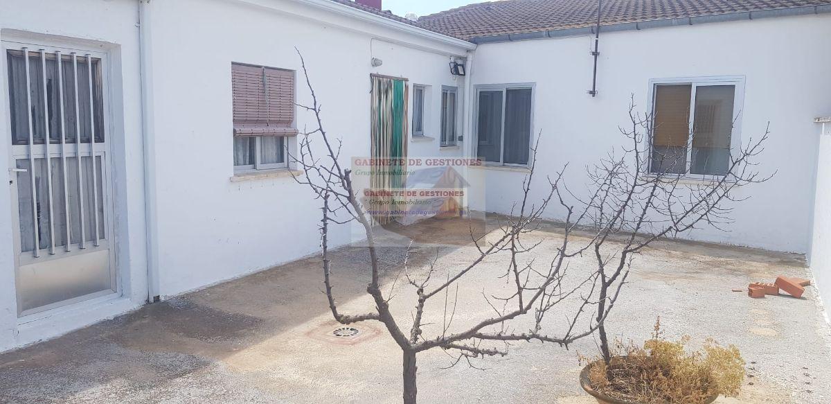 For sale of house in Albacete