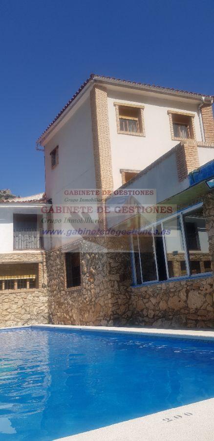 For sale of hotel in Albacete