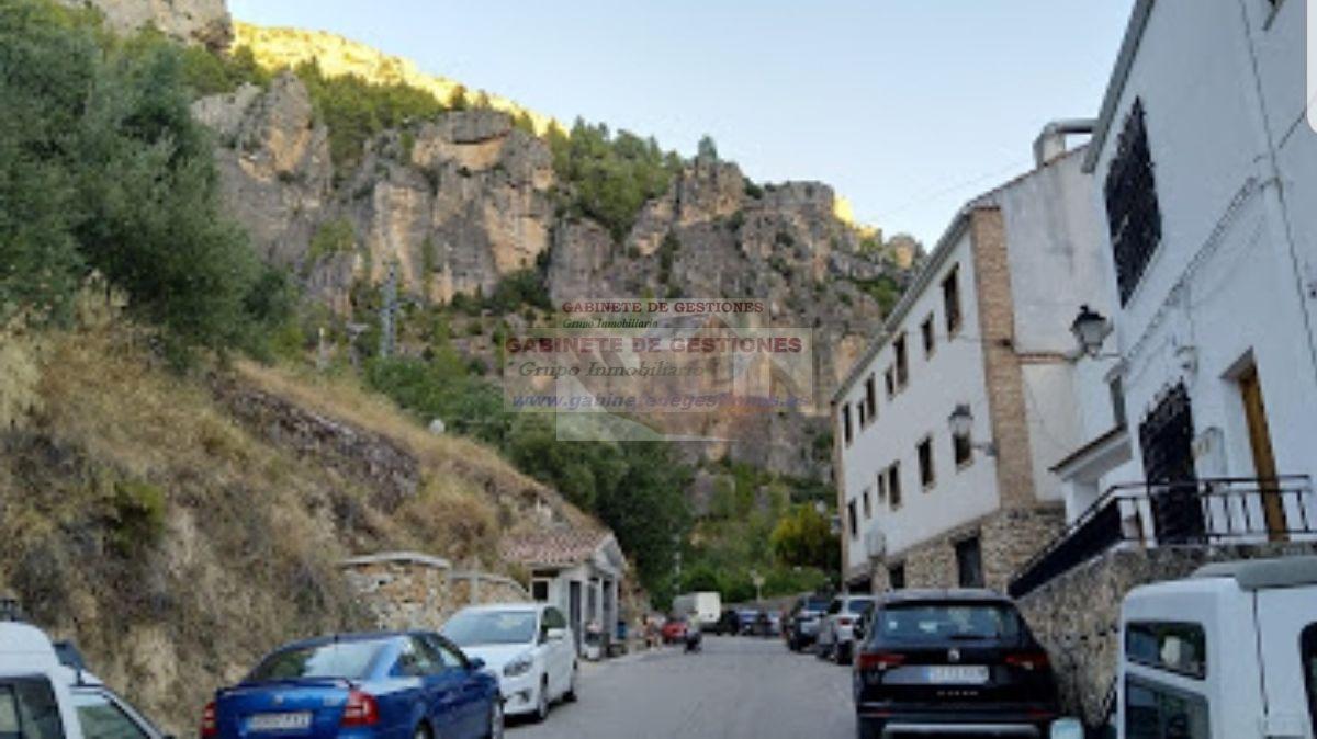 For sale of hotel in Albacete