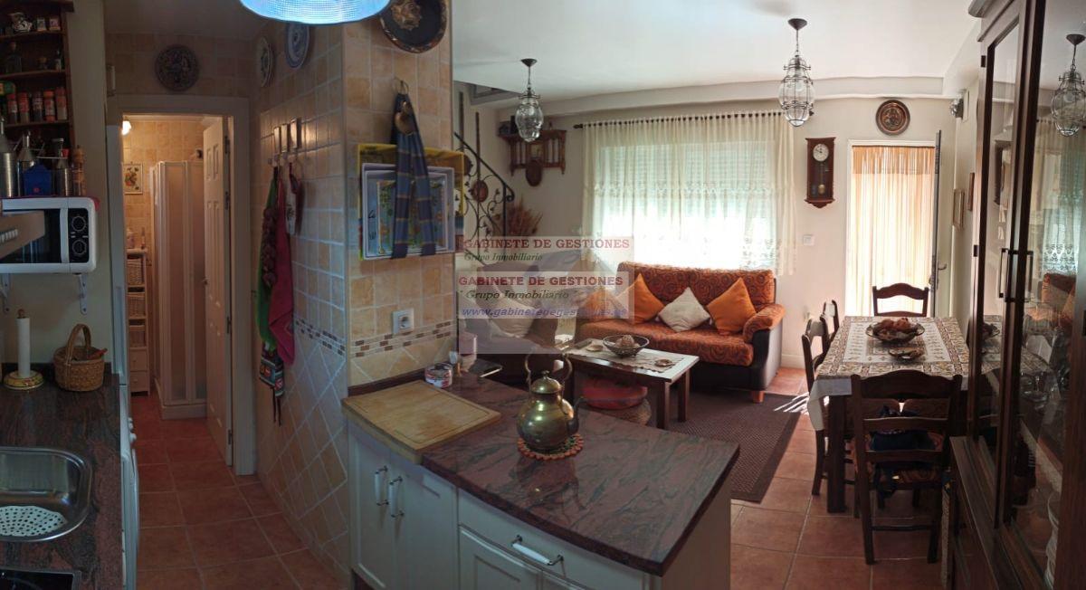For sale of duplex in Villalgordo del Júcar